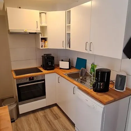 Leipzig Zentrum Stellplatz Wlan Terrasse Ebk Neue Einrichtung Apartamento *